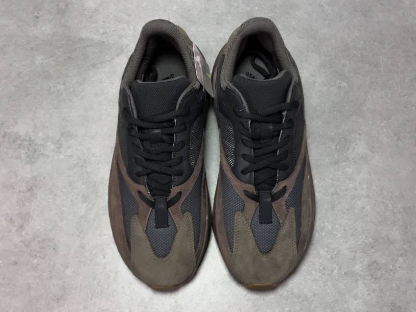 G5 yeezy700 boost 棕色 (7).jpg