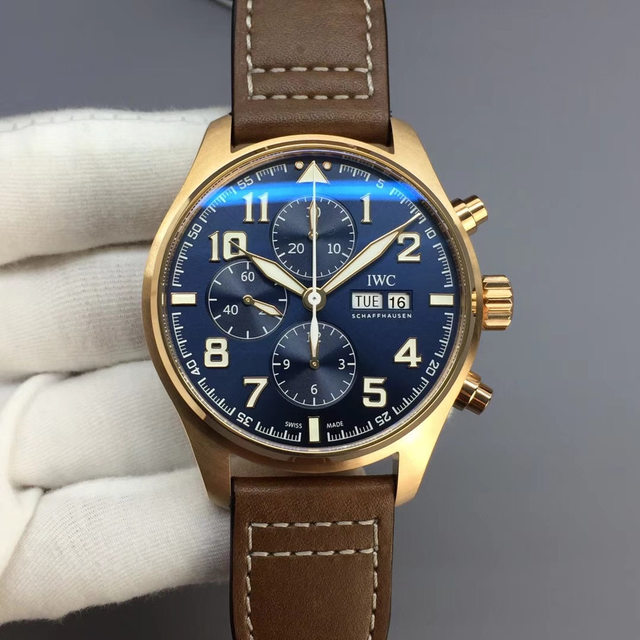 IWC 파일럿 크로노 어린왕자 블루.jpg
