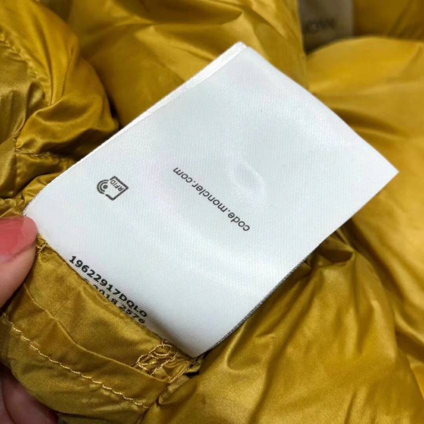mmexport1540088746899.jpg