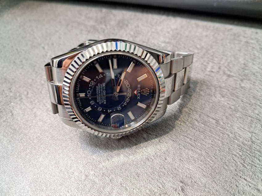 rolex1.jpg
