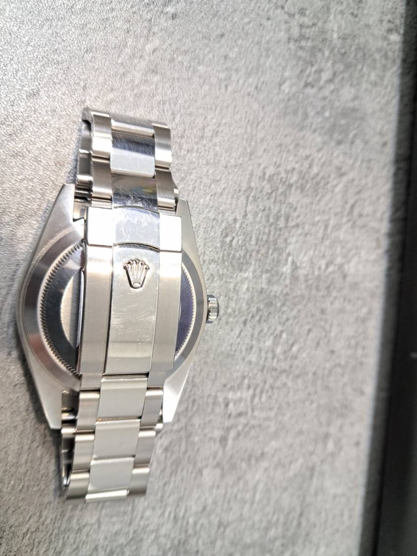 rolex2.jpg