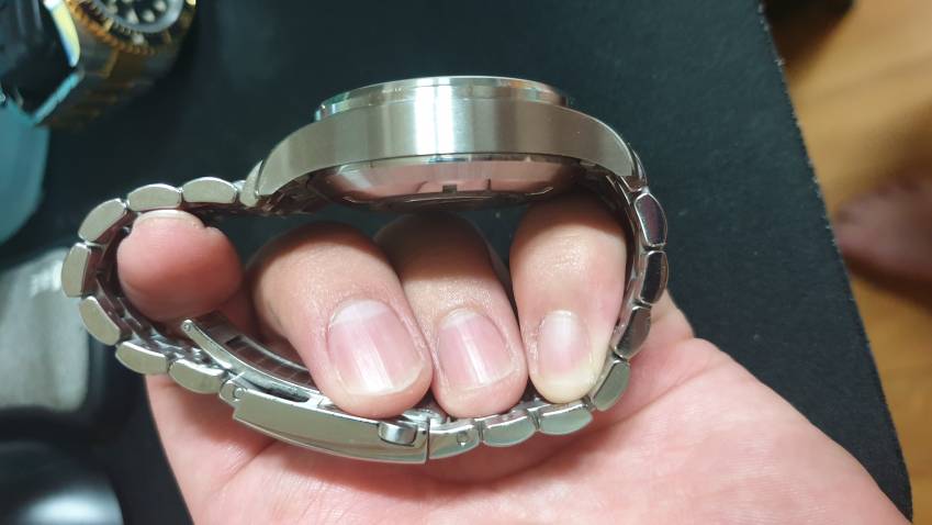IWC3777 3.jpg